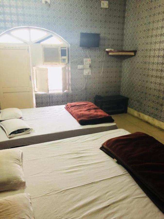 Shivam Hotel, Pali  Ngoại thất bức ảnh